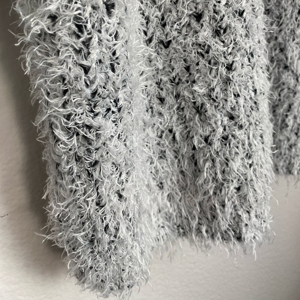 SOLD Kensie Frosted Shaggy Oversized Cardigan - Picture 12 of 13